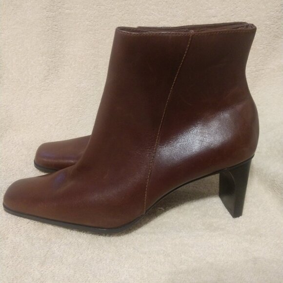 White Mountain genuine leather ankle boots - Picture 2 of 9